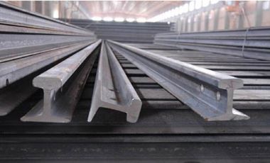 50tons light steel rail were exported to Colombia