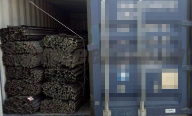 20 tons 22kg steel rail track 6m per piece sent to Spain