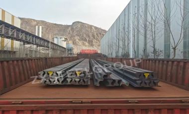 ZongXiang export 20 tons qu70 crane rail to UAE