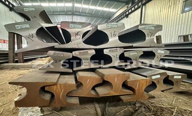 ZongXiang exported a batch of QU80 crane rail to India